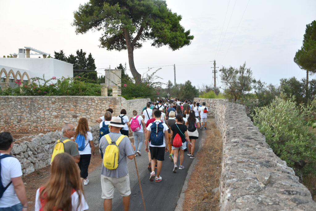 In marcia per la pace sulle orme di Don Tonino Bello
