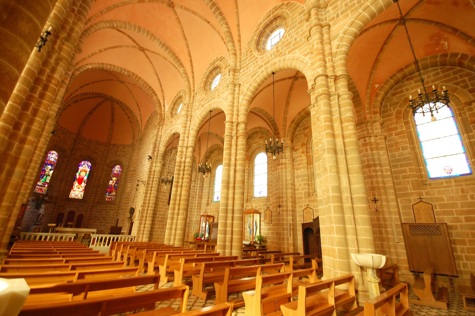Santa Maria di Leuca Interno Chiesa Cristo Re - Leuca