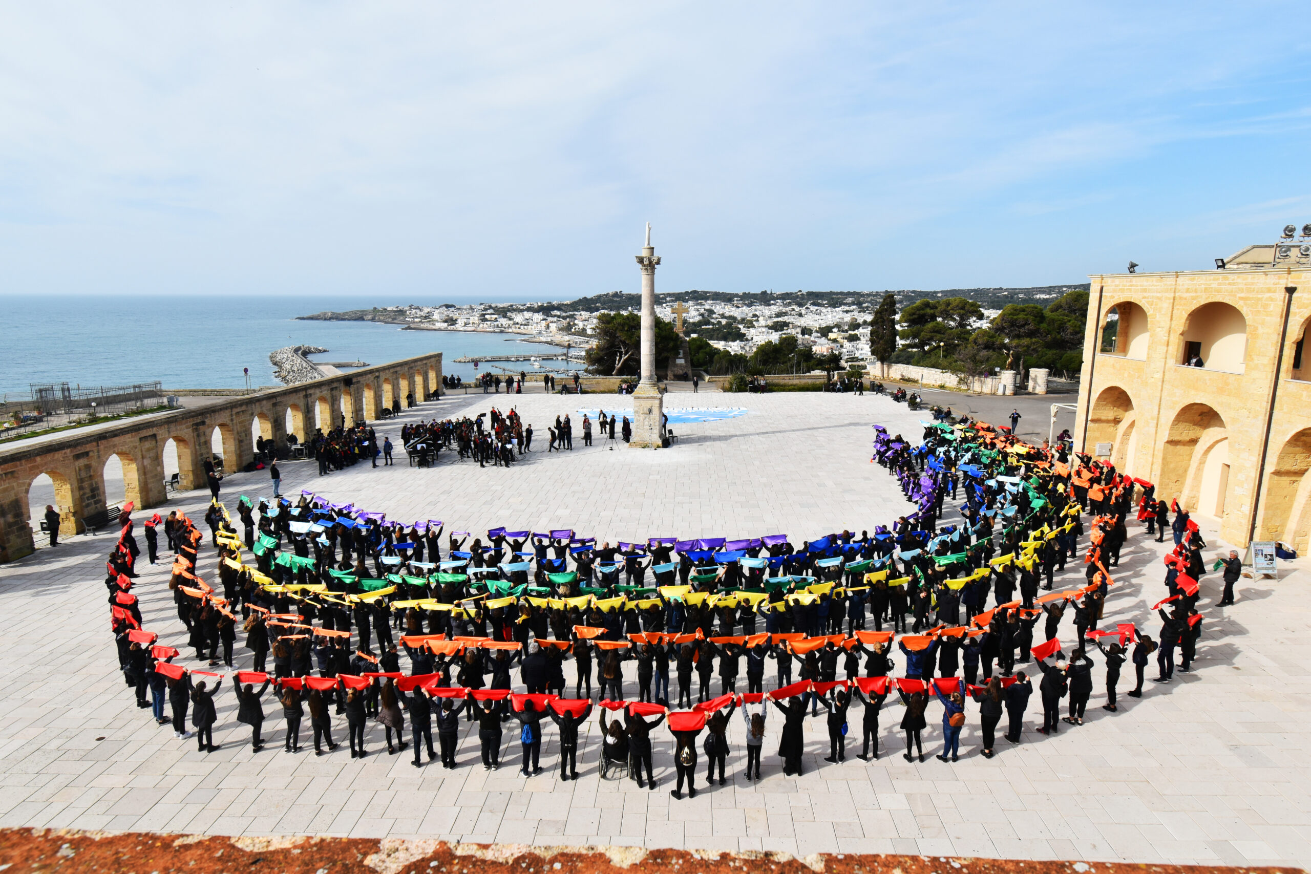 Casa per ferie “Maris Stella” Attività per giovani negli spazi interni della Casa per Ferie Maris Stella - Salento - Lecce - Puglia - © Michele Rosafio