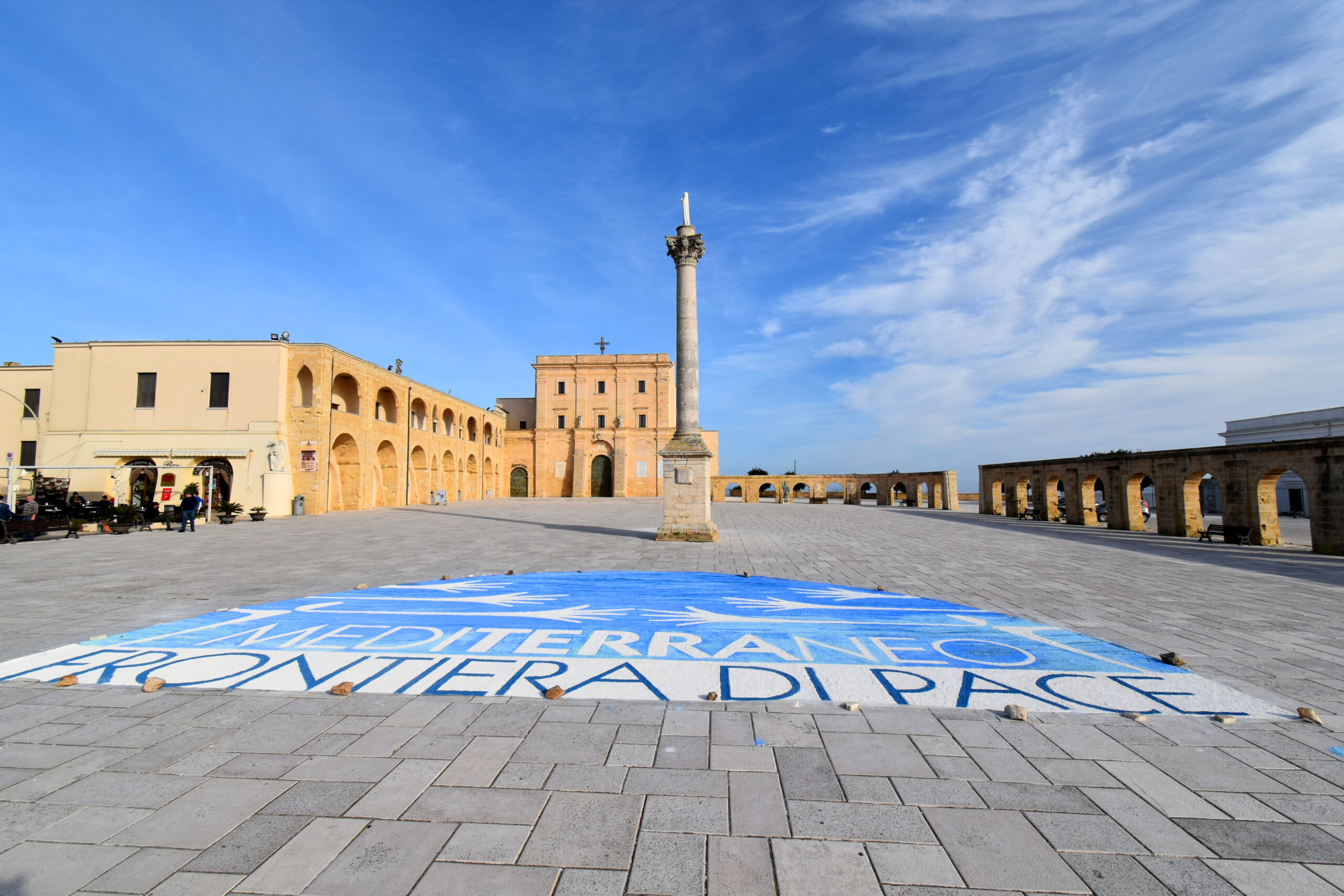 Casa per ferie “Maris Stella” Gruppi di giovani negli spazi interni della Casa per Ferie Maris Stella - Salento - Lecce - Puglia - © Michele Rosafio